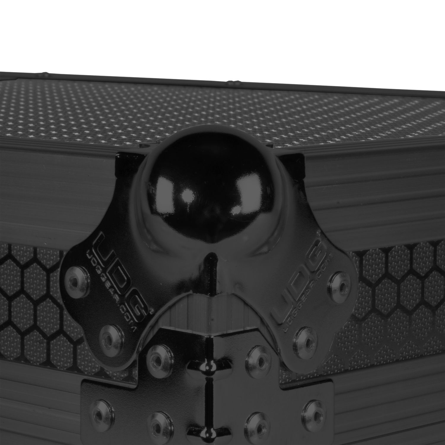 flightcase_mk2_steelball_2_8